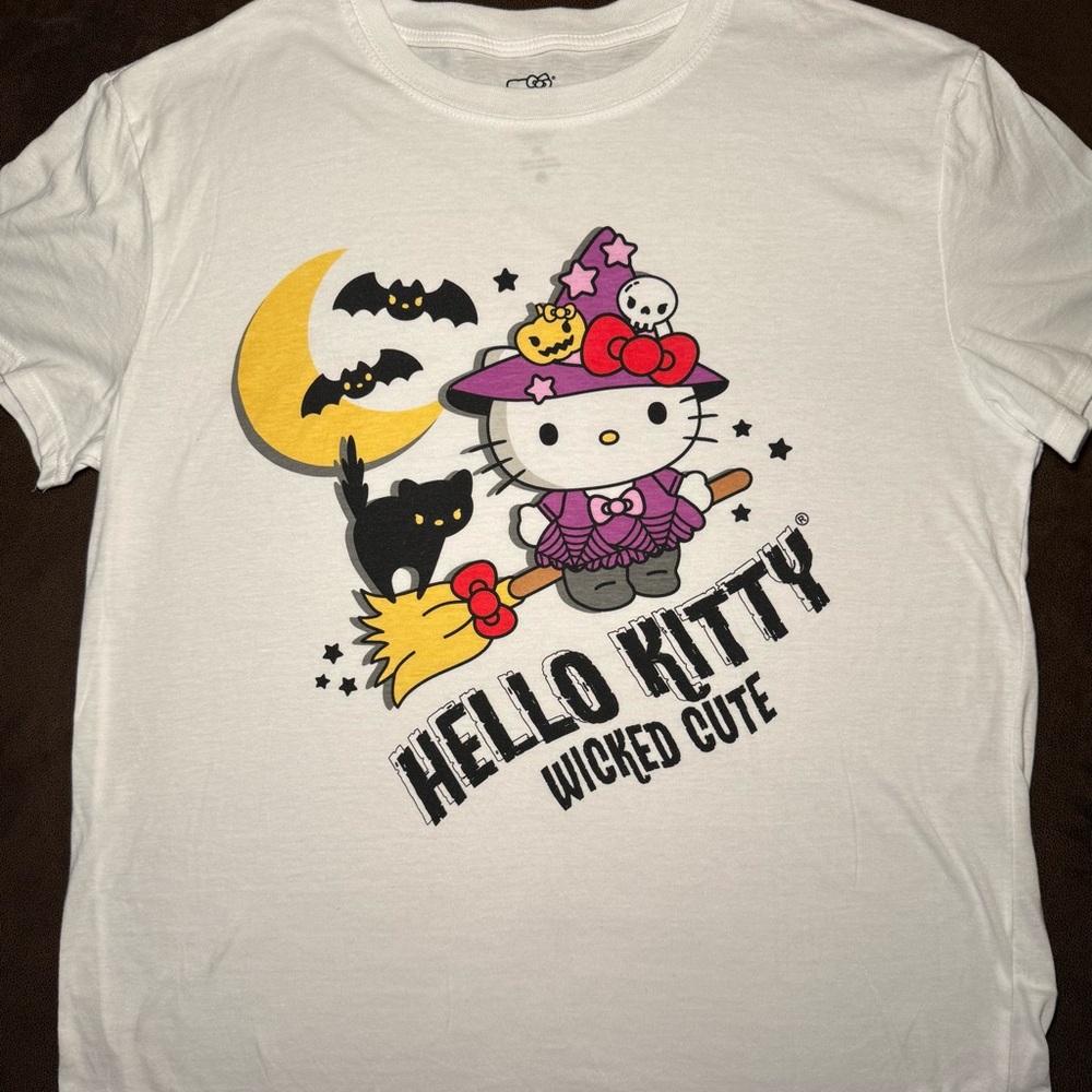 Hello Kitty Halloween Graphic Tee